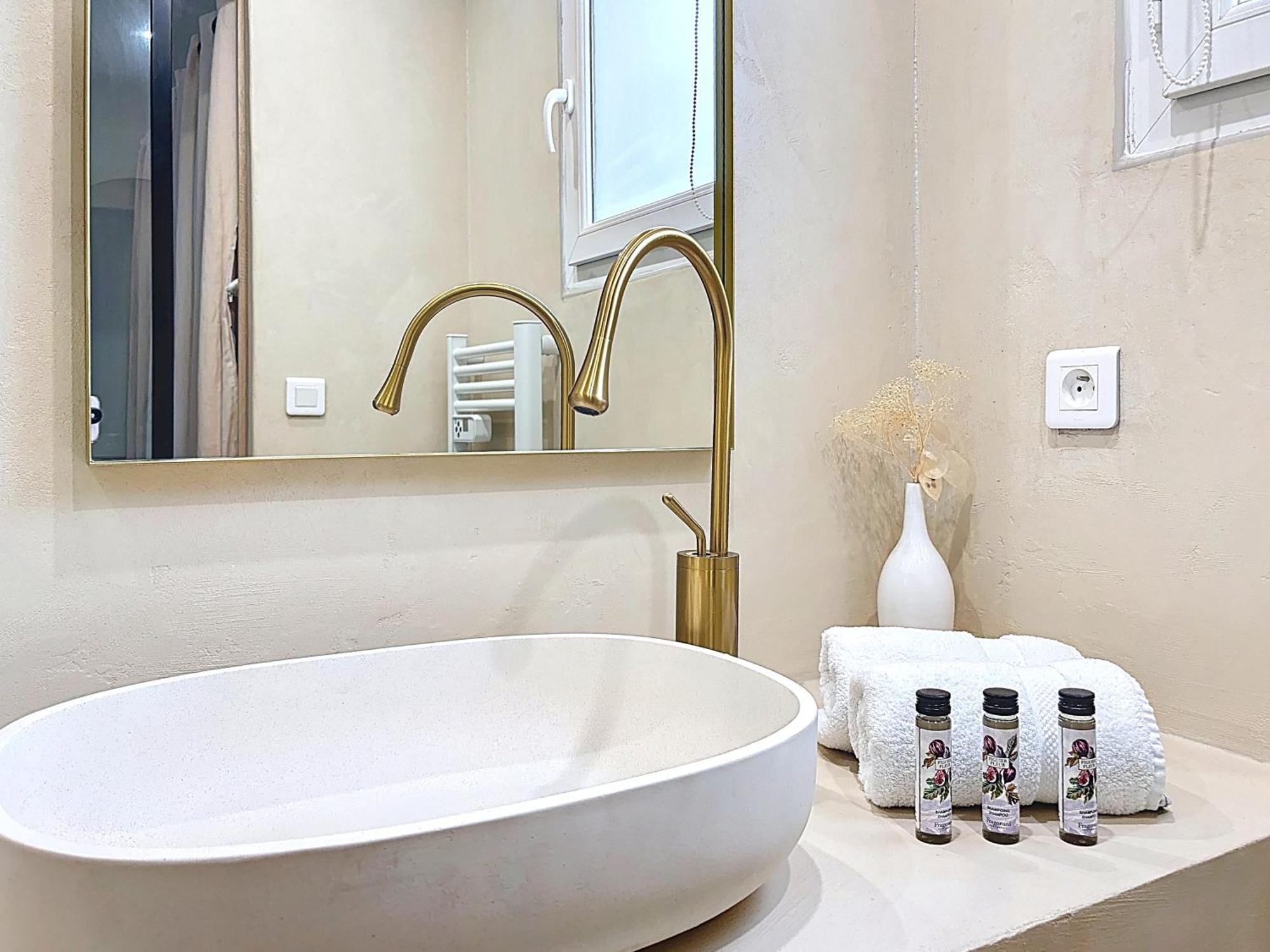 Villa "L'Emeraude - Maison D'Hotes - Jardin Et Parking Prives - Valbonne Ngoại thất bức ảnh